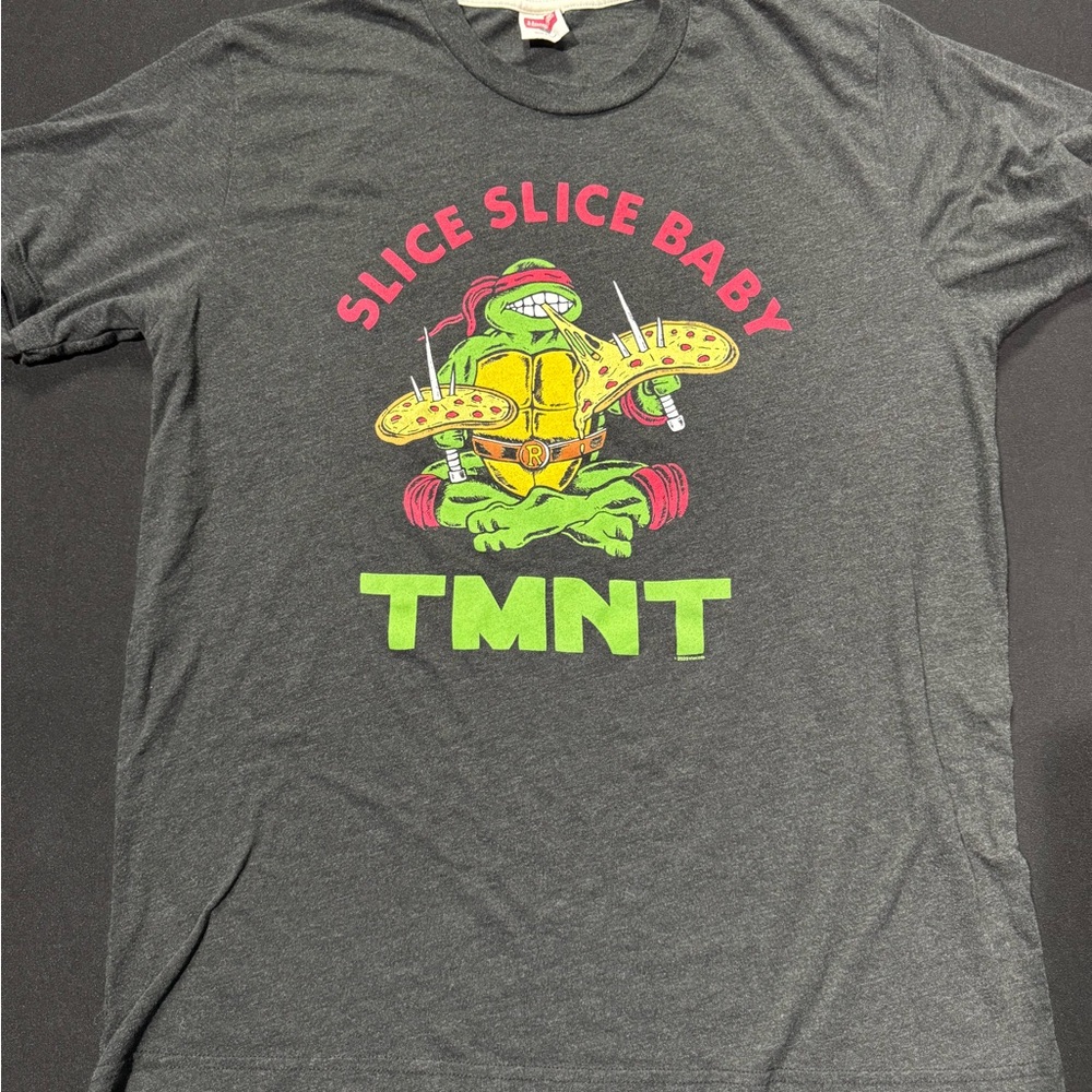 TMNT Gray Graphic Men’s T-Shirt size large